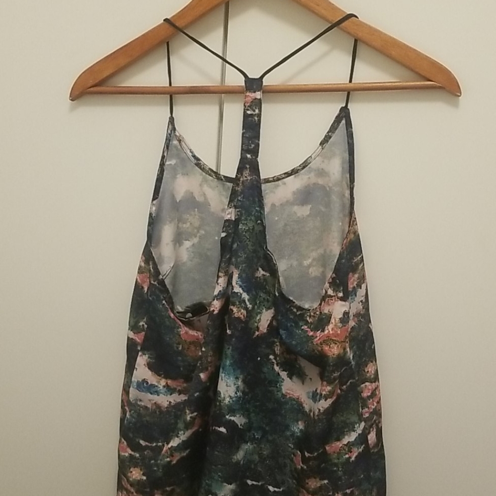 H&M Top - Picture 2 of 3